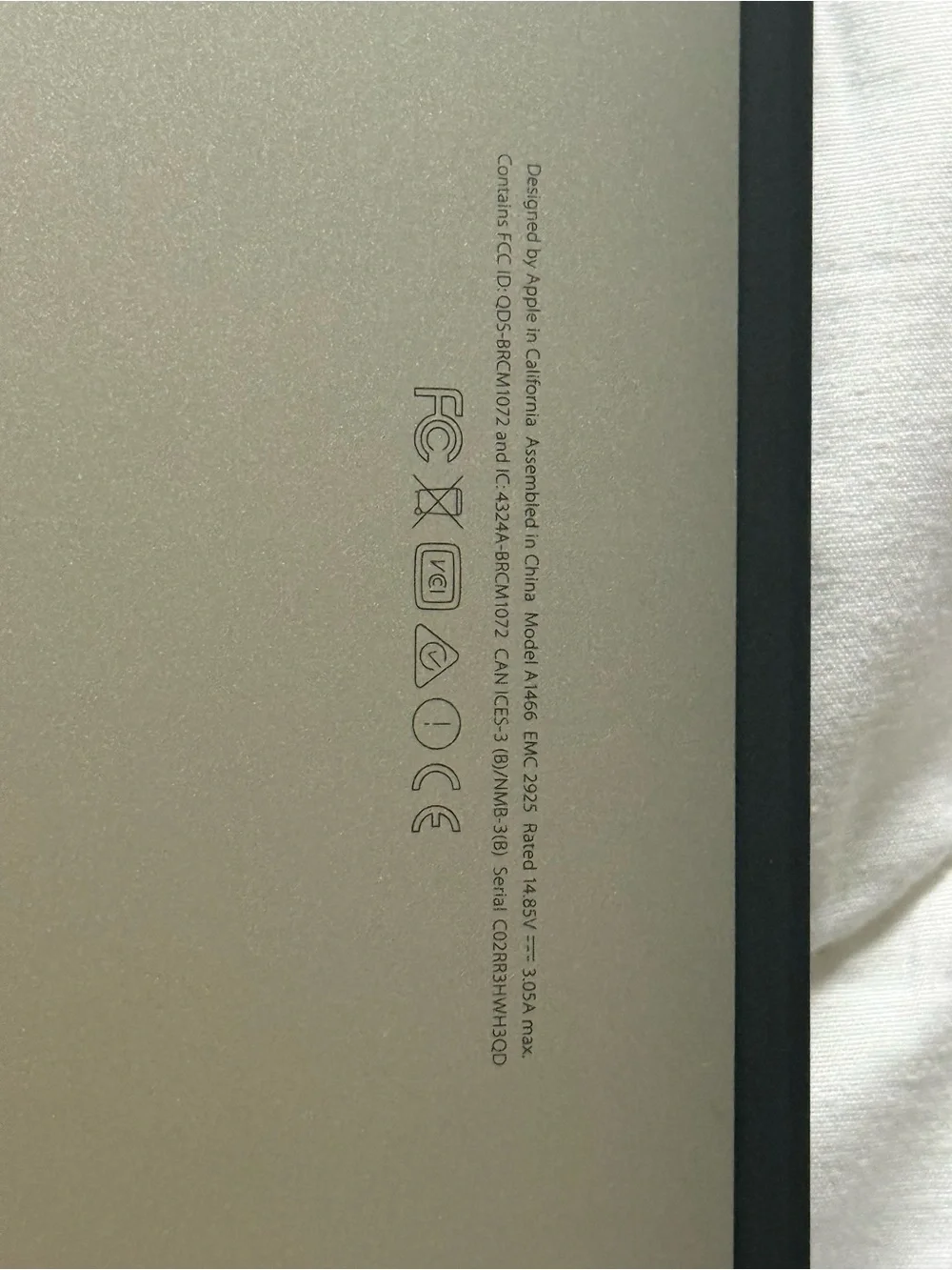 Apple MacBook AIR MAC OS MONTEREY